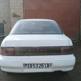 Toyota Camry 1991