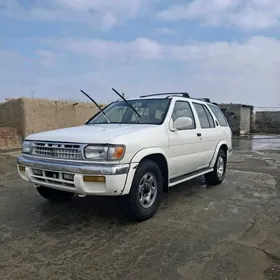 Nissan Pathfinder 1999