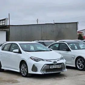Toyota Corolla 2016