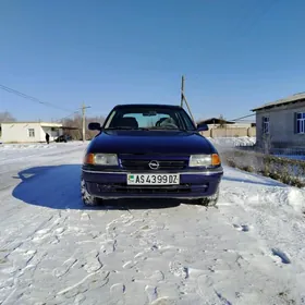 Opel Astra 1993
