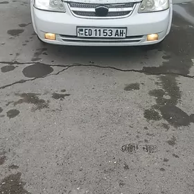 Daewoo Lacetti 2004