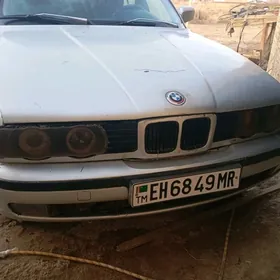 BMW 525 1990