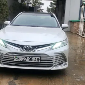 Toyota Camry 2022