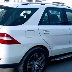 Mercedes-Benz ML350 2012