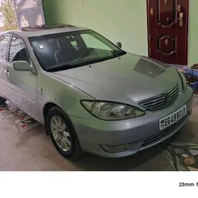 Toyota Camry 2003