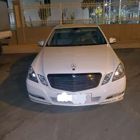 Mercedes-Benz E350 2011