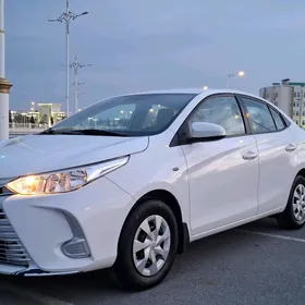 Toyota Yaris 2021