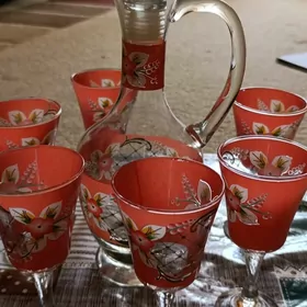 Графин с стаканами