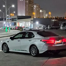 Toyota Camry 2018
