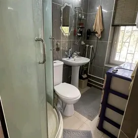 1 ком в2, центр