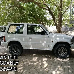 Mitsubishi Pajero 1996