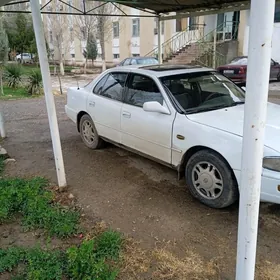 Toyota Camry 1992