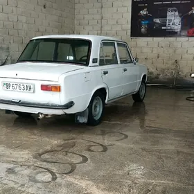 Lada 2104 1985