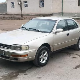 Toyota Camry 1993