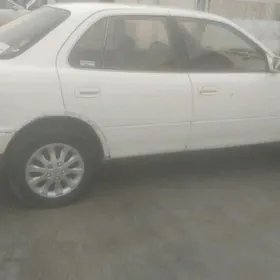 Toyota Camry 1993