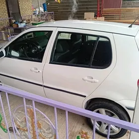 Volkswagen Polo 2002