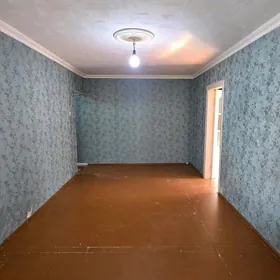 11 mikr 2 komnat 1 etaz