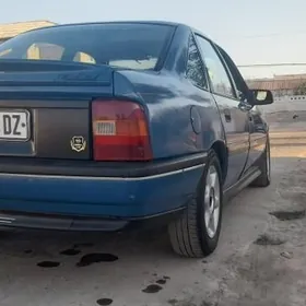 Opel Vectra 1990