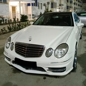 Mercedes-Benz E320 2003