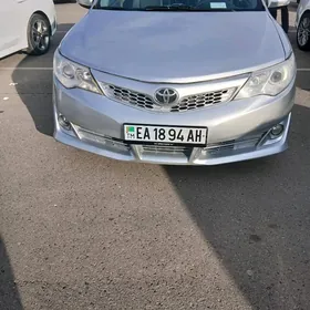 Toyota Camry 2012