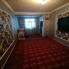 30 мкр 3/3 этаж 3 ком