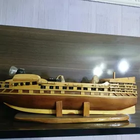 Продам корабль сувенир