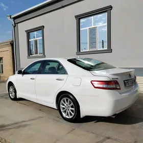 Toyota Camry 2010
