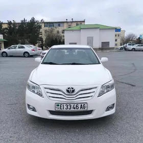 Toyota Camry 2010