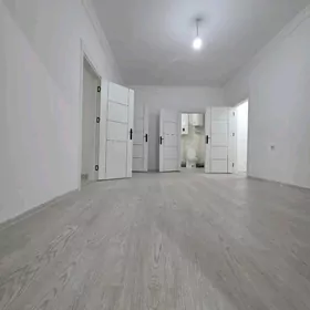 ÁNEW PANELKA 4 KOMNAT