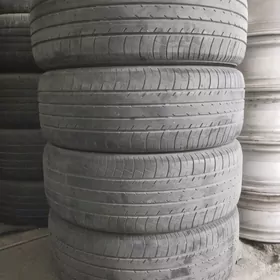 215 55 17 YOKOHAMA 24