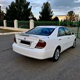 Toyota Avalon 2004