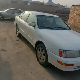 Toyota Avalon 1995
