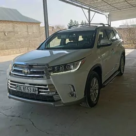 Toyota Highlander 2017