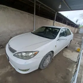 Toyota Camry 2004