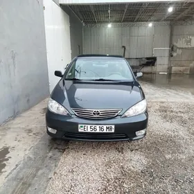 Toyota Camry 2003