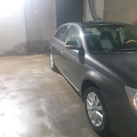 Toyota Avalon 2005