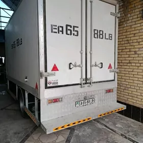 Mitsubishi Canter 2024