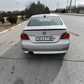 BMW E60 2003