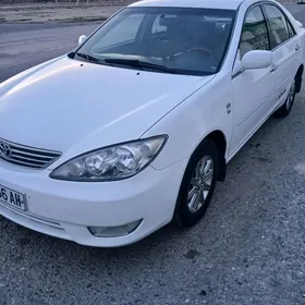 Toyota Camry 2004