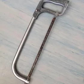 Ножовка по металлу