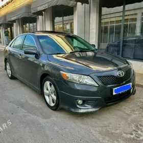 Toyota Camry 2010