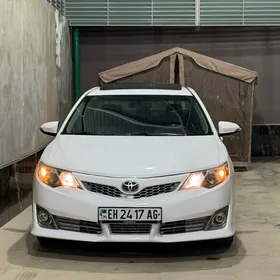 Toyota Camry 2012