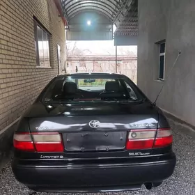 Toyota Corona 1995
