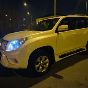 Toyota Land Cruiser Prado 2012
