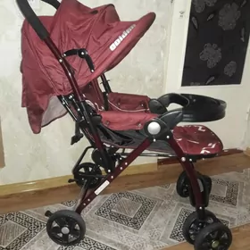 Продаётся Коляска.