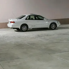 Toyota Camry 2001