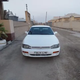 Toyota Camry 1993