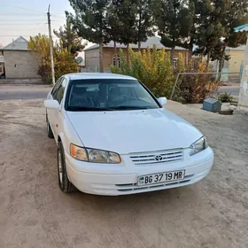 Toyota Camry 1998