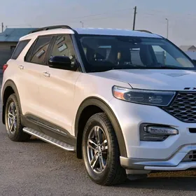 Ford Explorer 2021