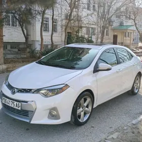 Toyota Corolla 2015